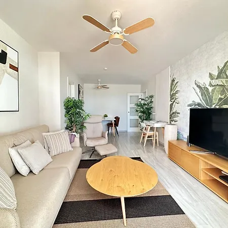 2 Bed Penthouse With Sea View Appartamento